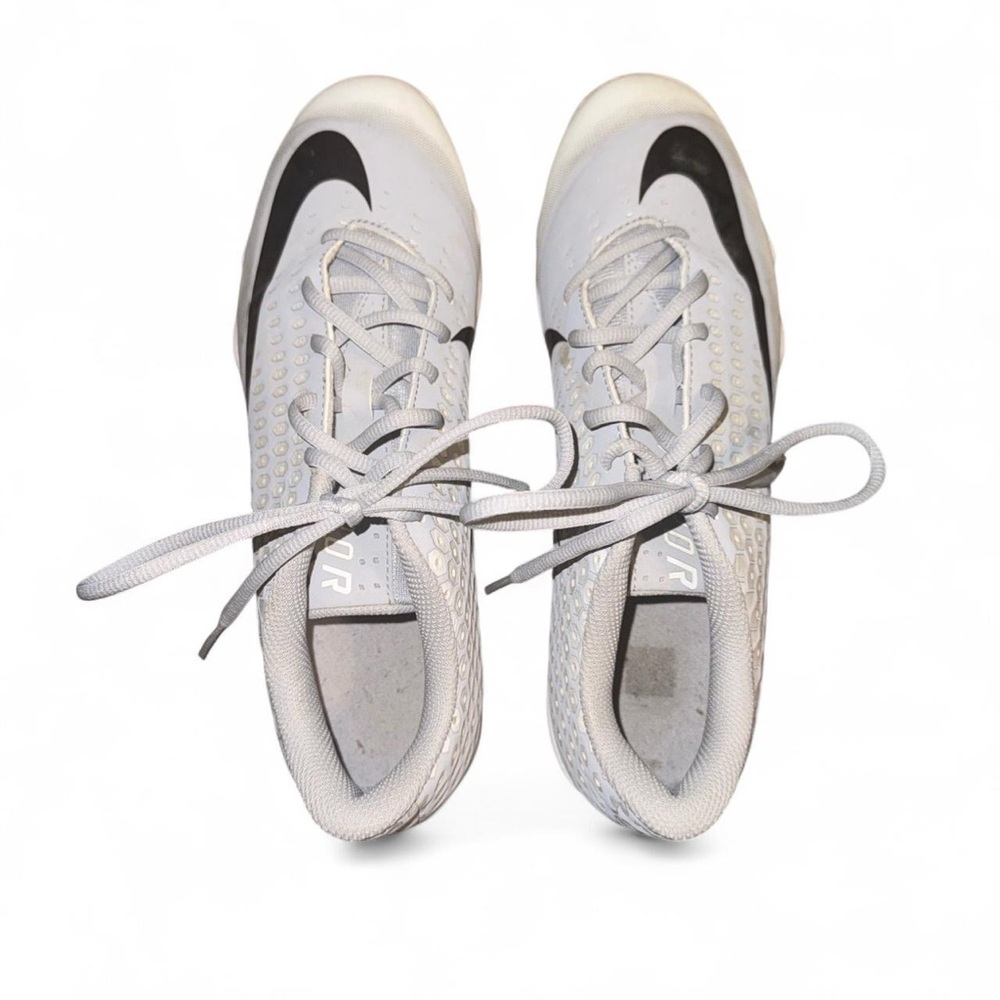 Nike Vapor Ultrafly 2 Keystone men’s grey and black cleats
US men’s size 9